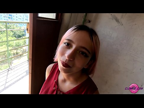 ❤️ Studentka smyslně kouří cizince ve vnitrozemí - sperma na tváři Šukání u nás ﹏